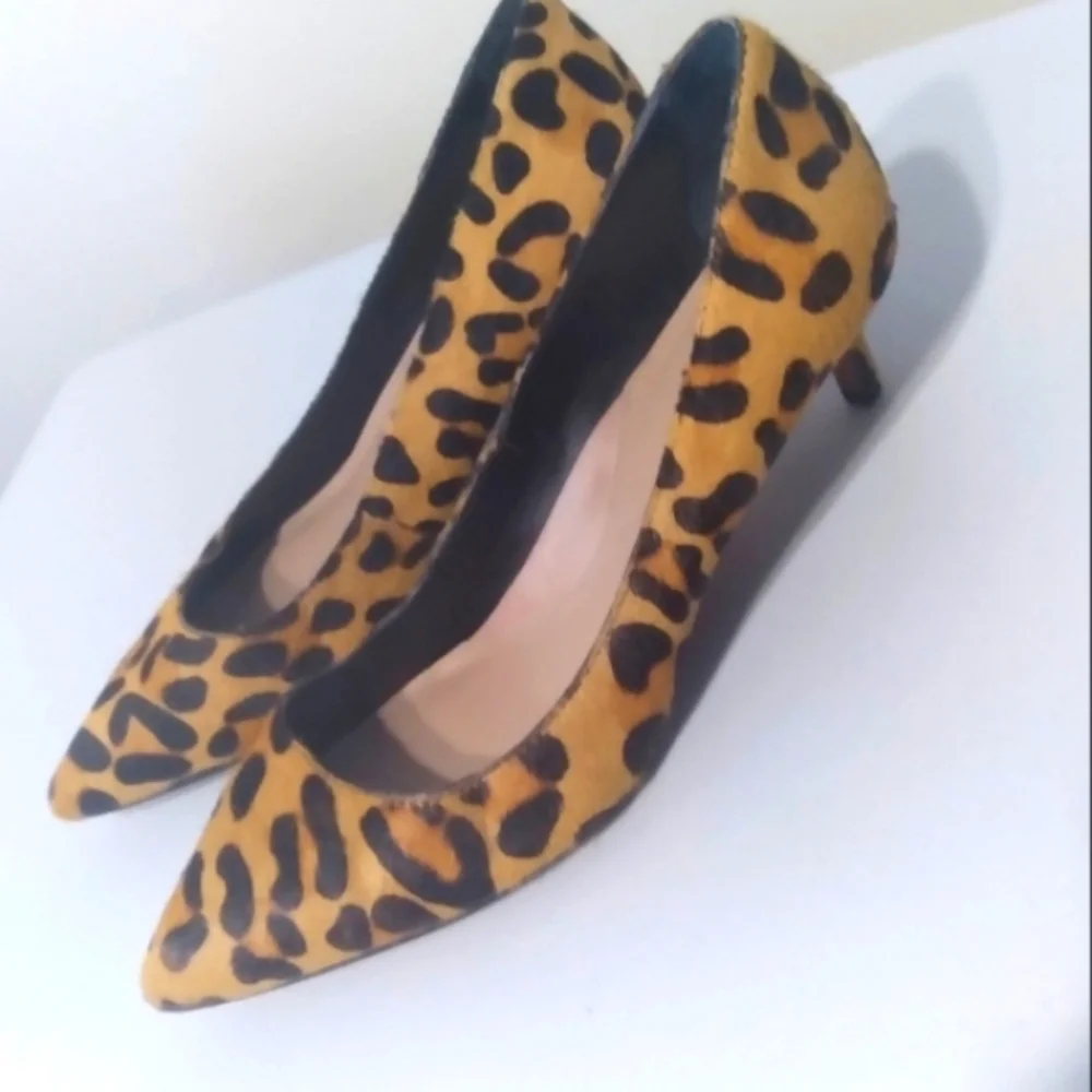 Banana Republic Leopard Print Calf Hair‎ Kitten Heel Pumps 7.5
